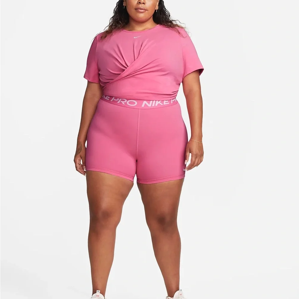 💰PRICE ⬇️ 
 NIKE • Woman’s Pink Plus Dri Fit Top • 3X - Picture 5 of 10